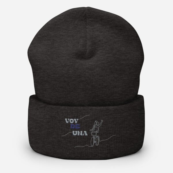 Gorro con borde vuelto