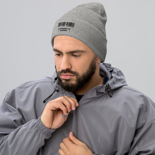 Gorro con borde vuelto codigo de barras